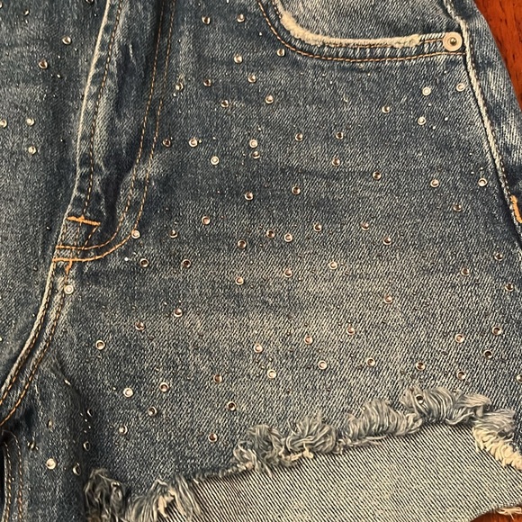 Zara sequin shorts women’s size 2 - Picture 2 of 11
